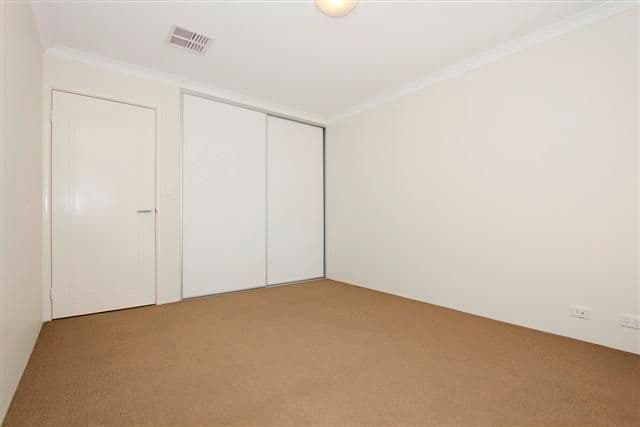 14 Tipperary Bend, CANNING VALE WA 6155, Canning Vale - Thumbnail 8