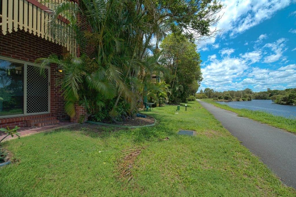 100 Racecourse Drive, BUNDALL QLD 4217, Bundall - Thumbnail 2