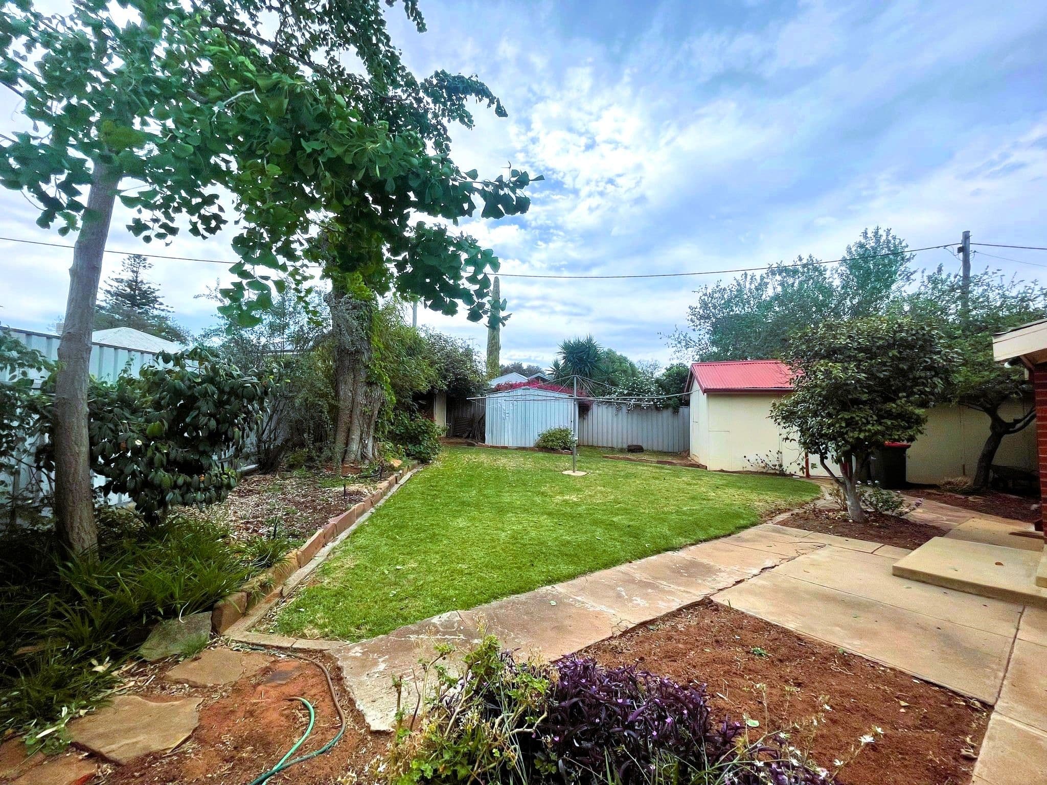 36 The Circle, Griffith NSW 2680, Griffith - Thumbnail 2