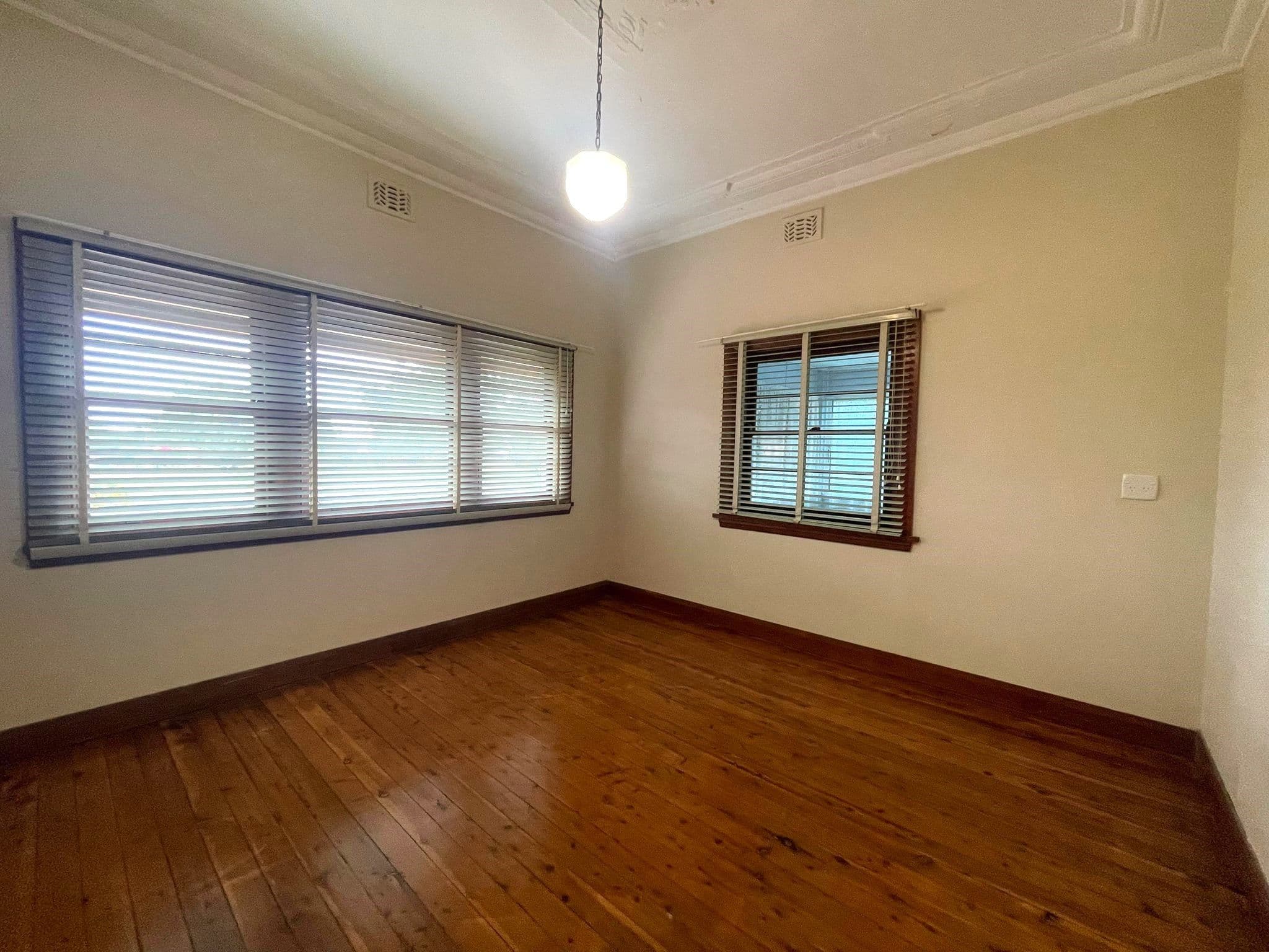 36 The Circle, Griffith NSW 2680, Griffith - Thumbnail 4