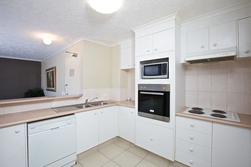 12 Whiting Street, LABRADOR QLD 4215, Labrador - Thumbnail 3