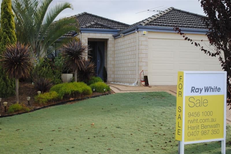 15 Casey Close, CANNING VALE WA 6155, Canning Vale - Image 1