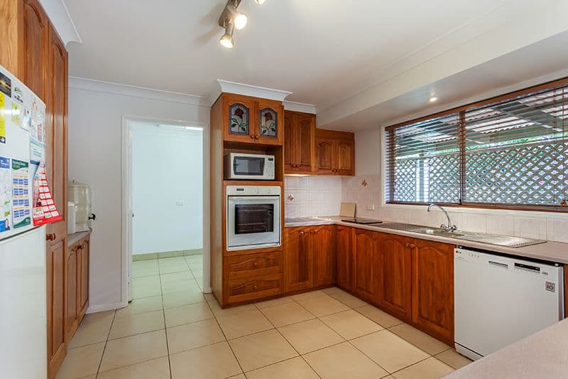 9 Honeysuckle Drive, Glenvale QLD 4350, Glenvale - Thumbnail 4