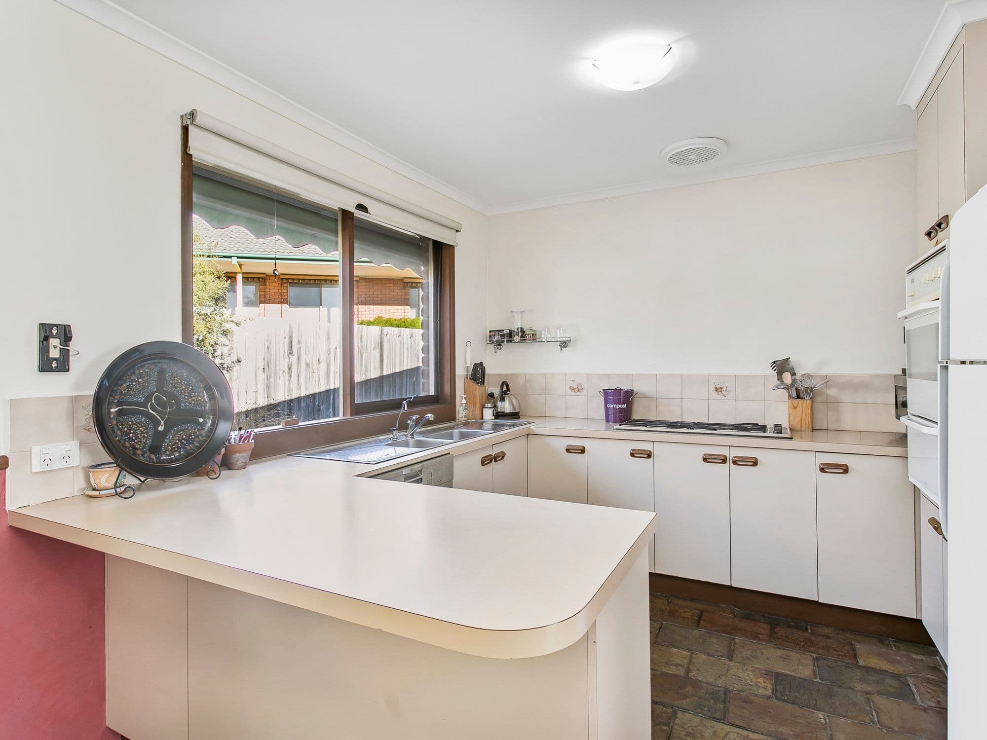 71 Strathavan Drive, Berwick VIC 3806, Berwick - Thumbnail 5