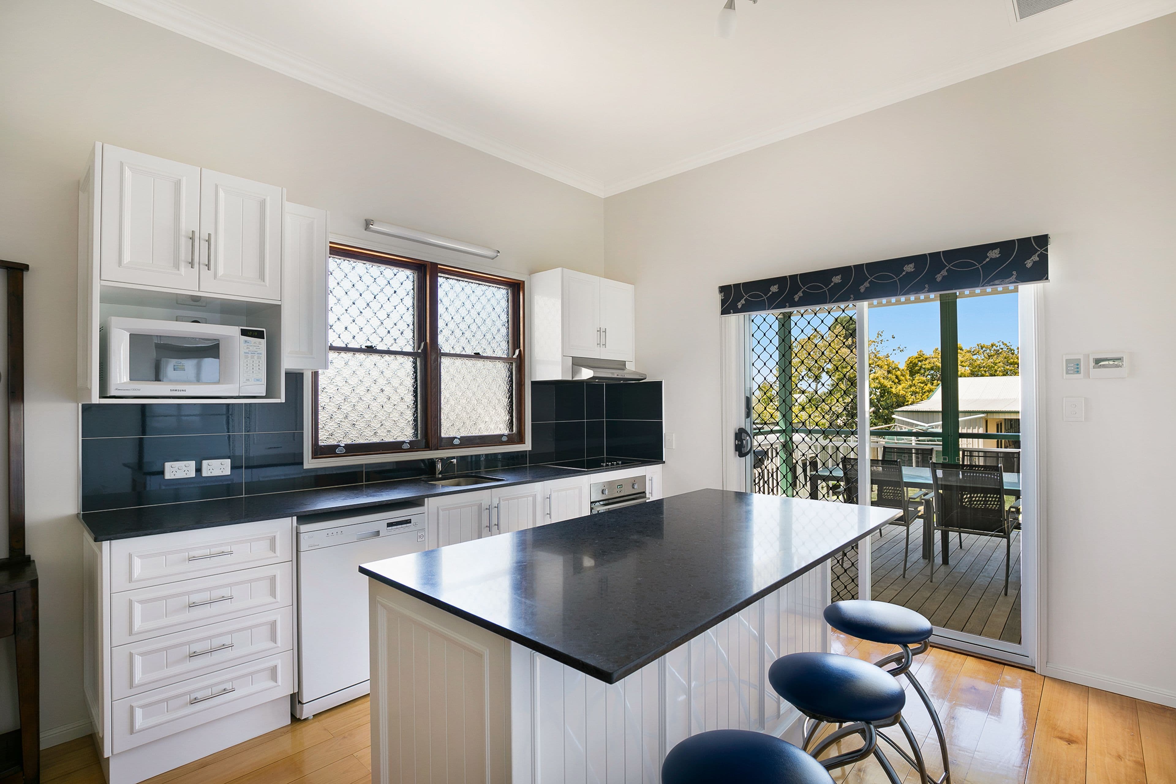242 Geddes Street, Centenary Heights QLD 4350, Centenary Heights - Thumbnail 6