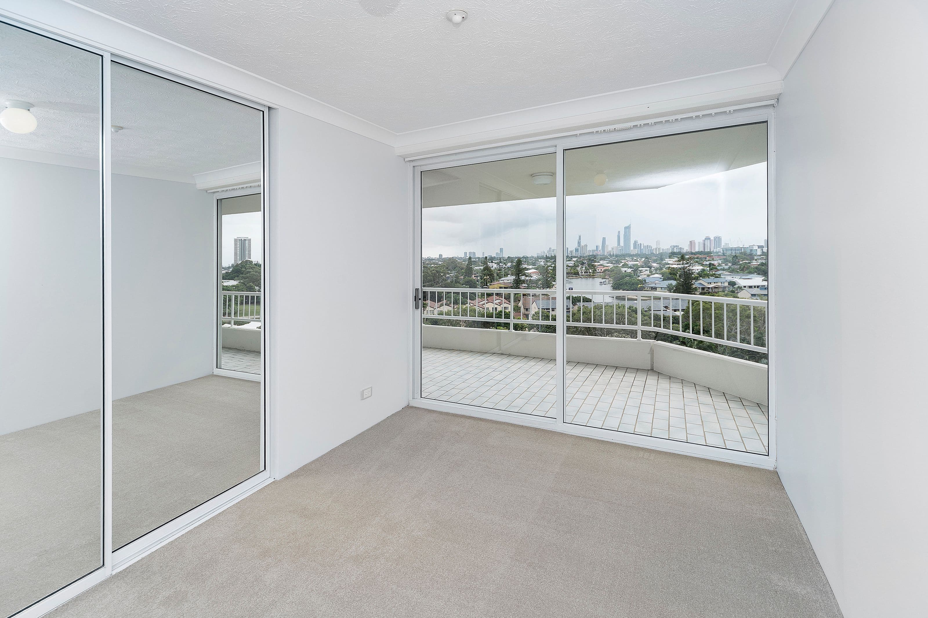 56 Hooker Boulevard, Mermaid Waters QLD 4218, Mermaid Waters - Thumbnail 7