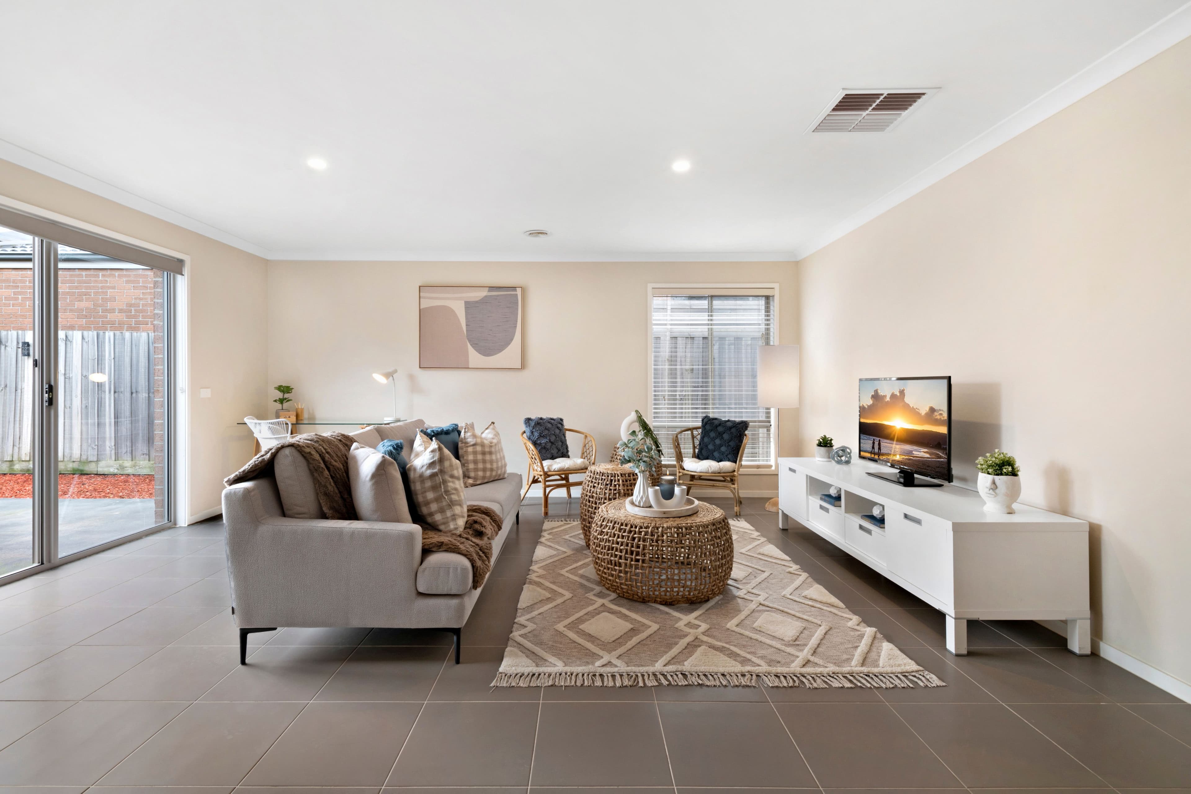 12 Port Road, Doreen VIC 3754, Doreen - Thumbnail 2