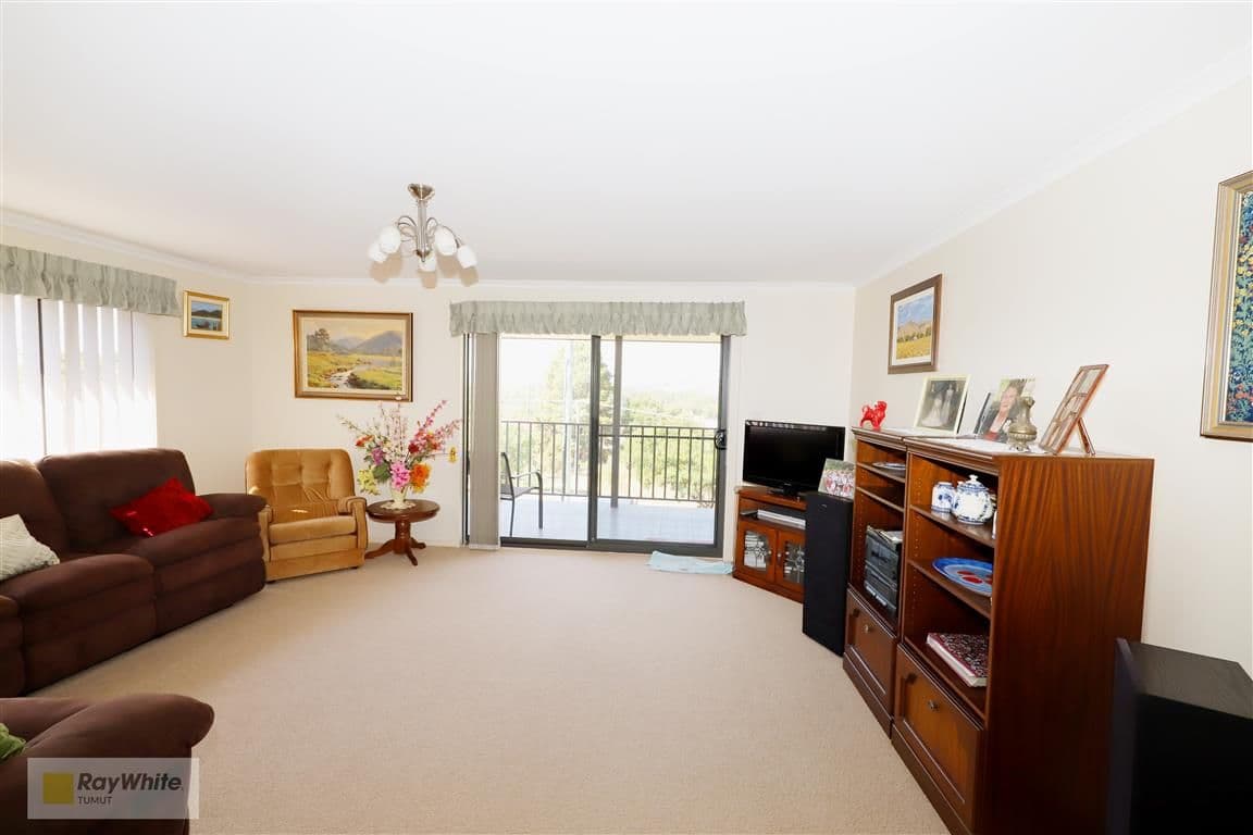 33 Simpson Street, Tumut - Thumbnail 6