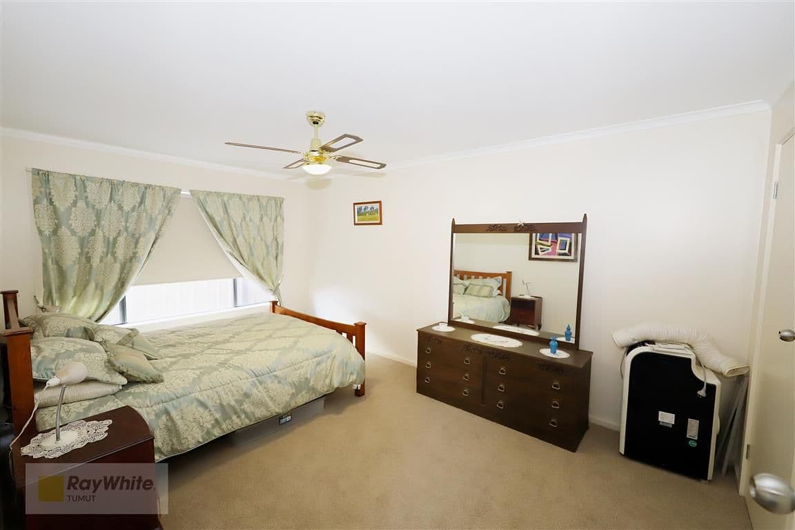 33 Simpson Street, Tumut - Thumbnail 8