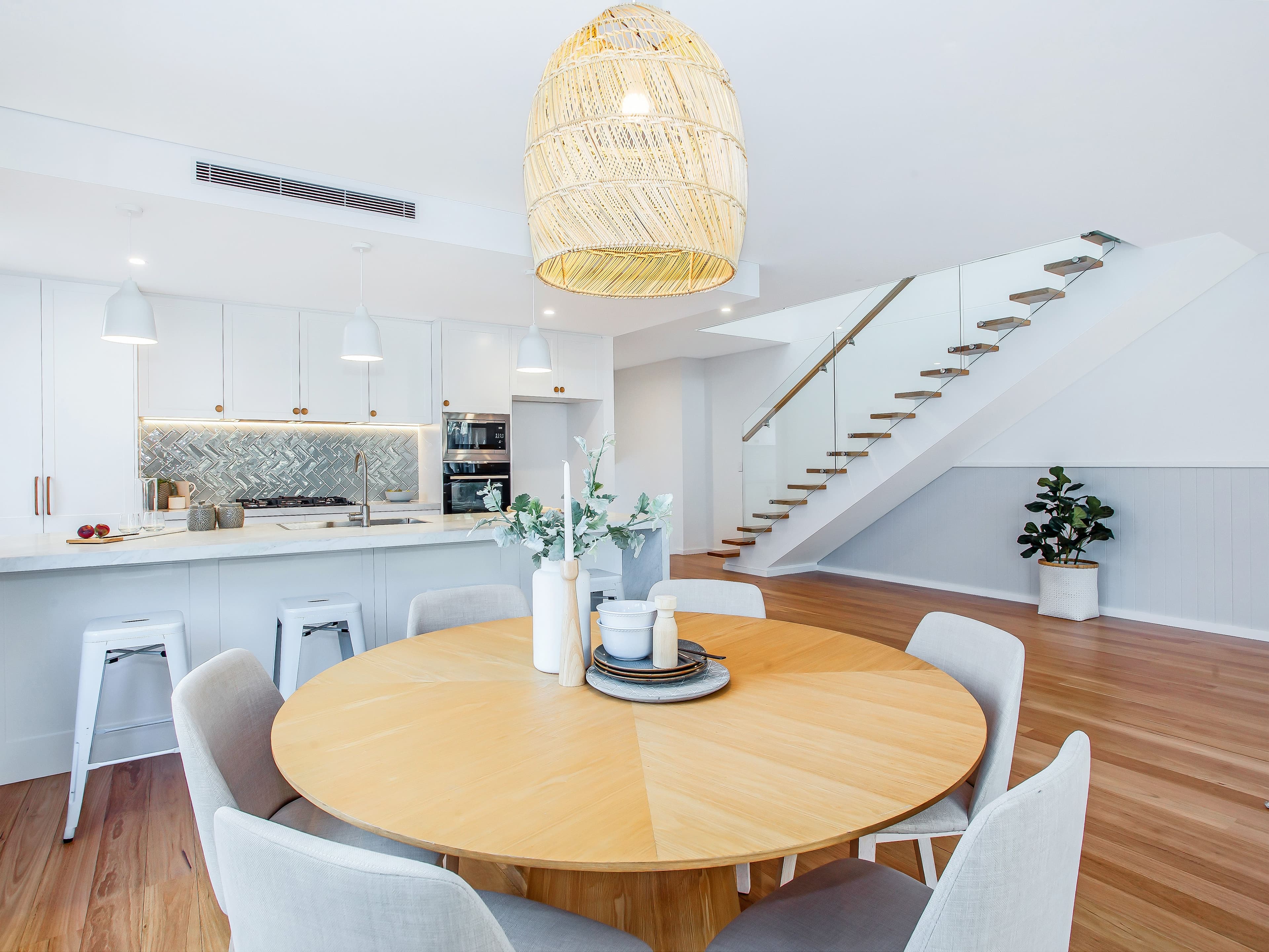 12 Longview Crescent, Stanwell Tops - Thumbnail 3