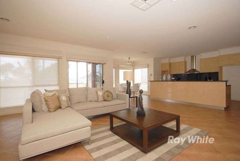 126 Renou Road, WANTIRNA SOUTH VIC 3152, Wantirna South - Thumbnail 2
