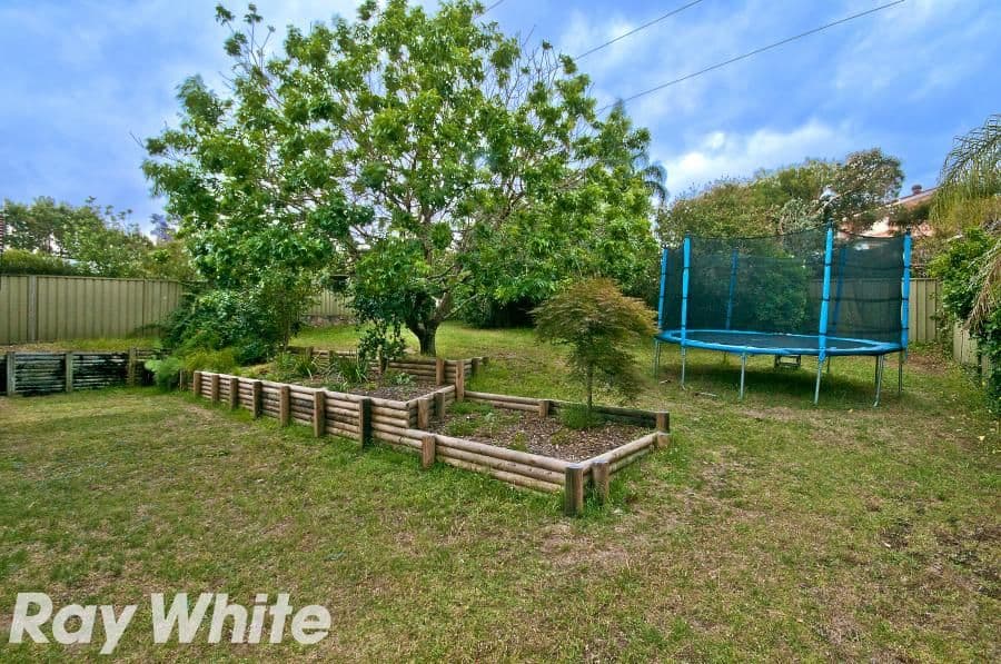 13 Carmel Close, BAULKHAM HILLS NSW 2153, Baulkham Hills - Thumbnail 4