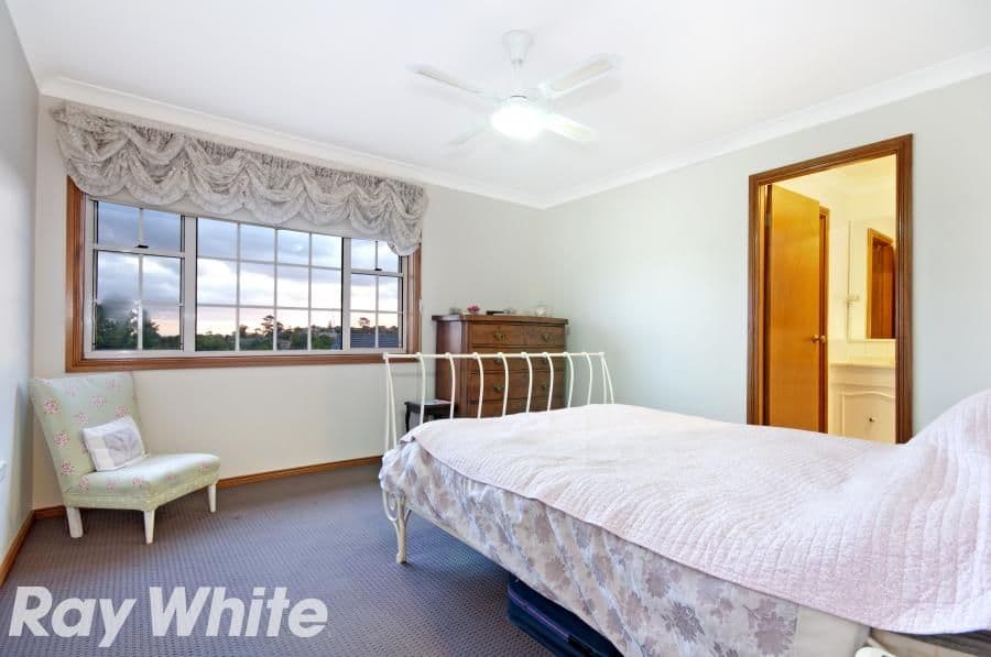 13 Carmel Close, BAULKHAM HILLS NSW 2153, Baulkham Hills - Thumbnail 5