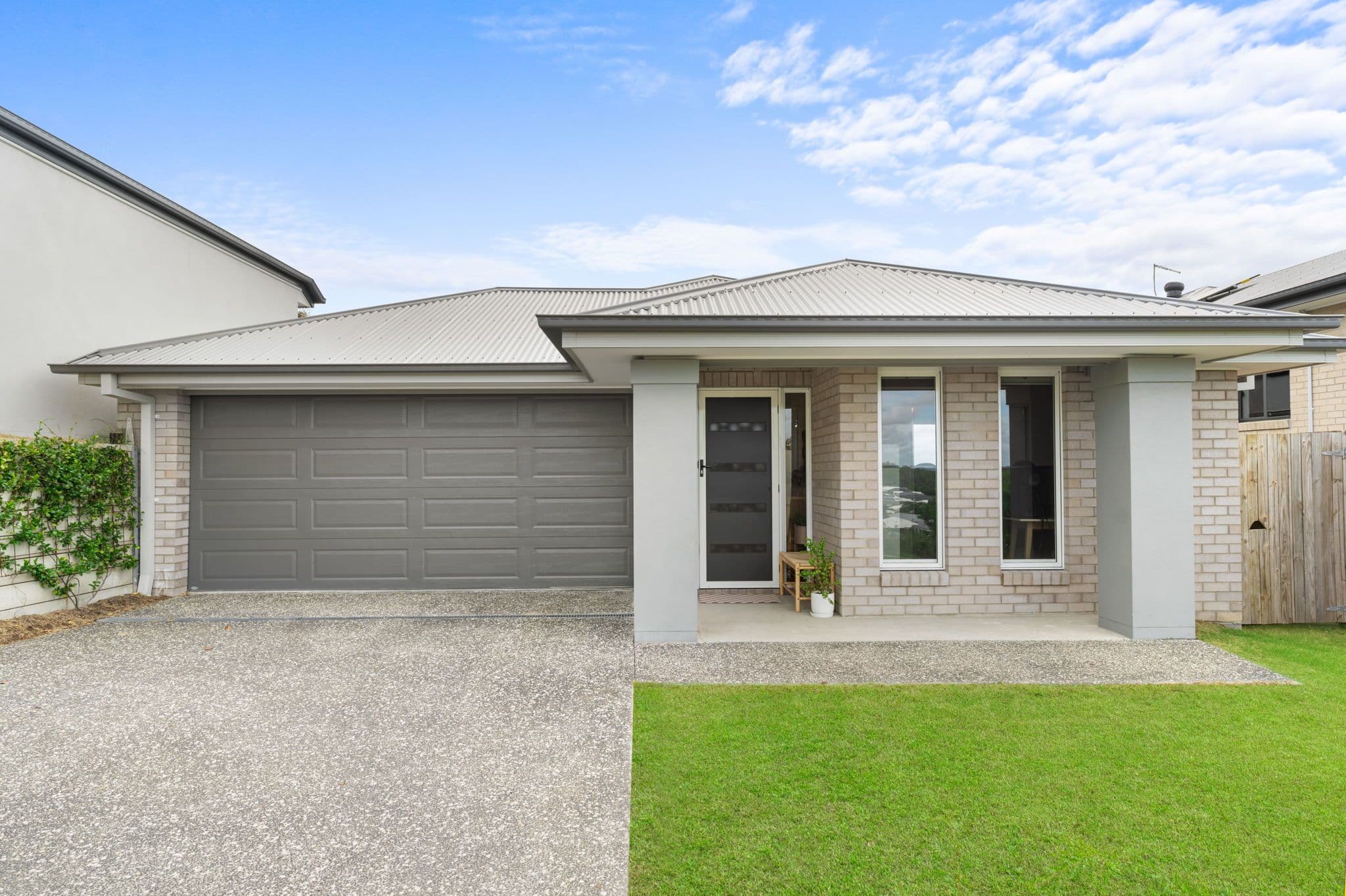 25 Centurion Circuit, Holmview QLD 4207, Holmview - Image 1
