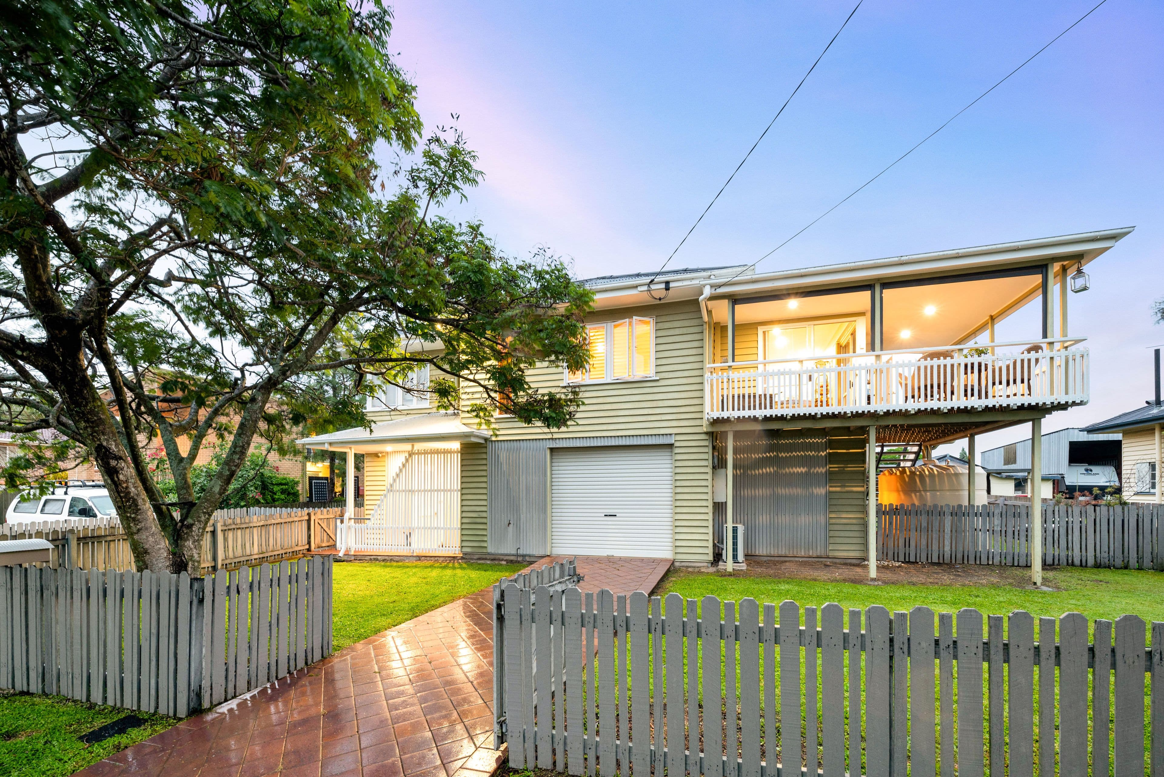 14 Pembroke Street, Carina QLD 4152, Carina - Thumbnail 2