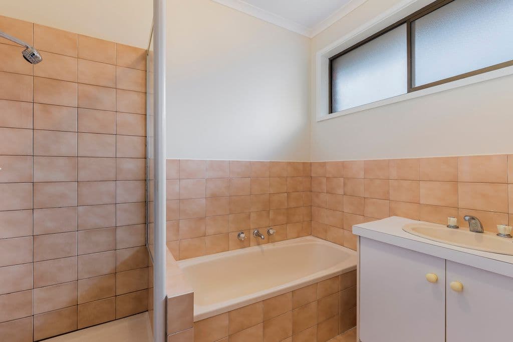 1 Helms Street, Newcomb VIC 3219, Newcomb - Thumbnail 6