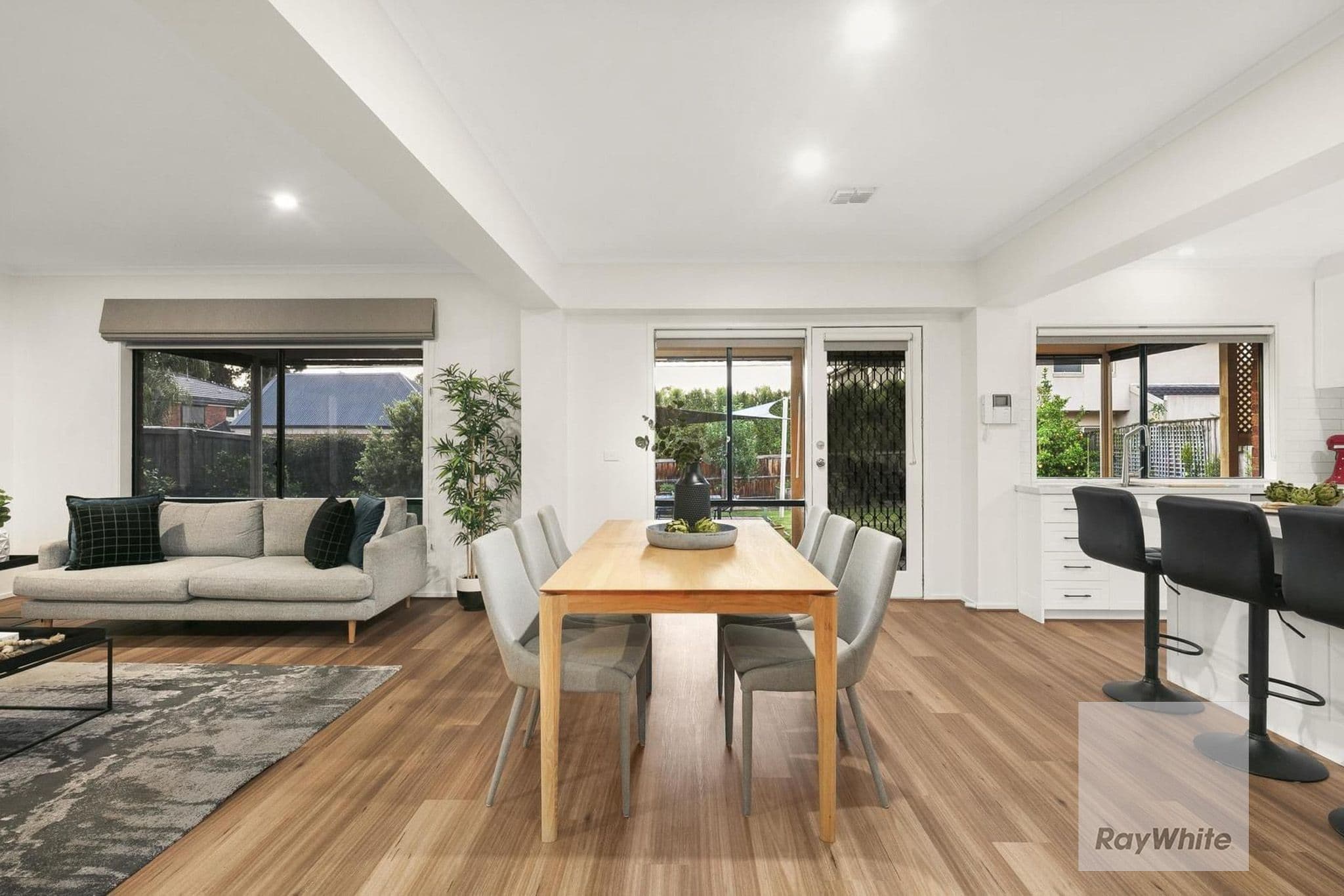 147 Betula Avenue, Bundoora VIC 3083, Bundoora - Thumbnail 3