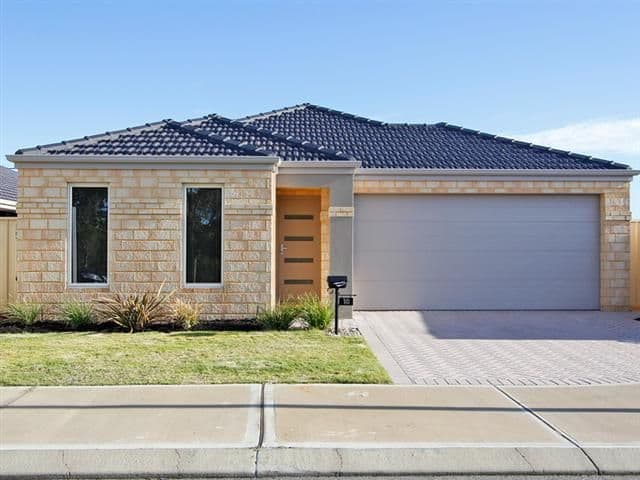 10 Middle Parkway, CANNING VALE WA 6155, Canning Vale - Image 1
