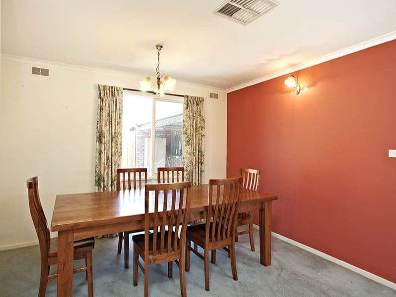 4 Sorell Court, KEILOR DOWNS VIC 3038, Keilor Downs - Thumbnail 3