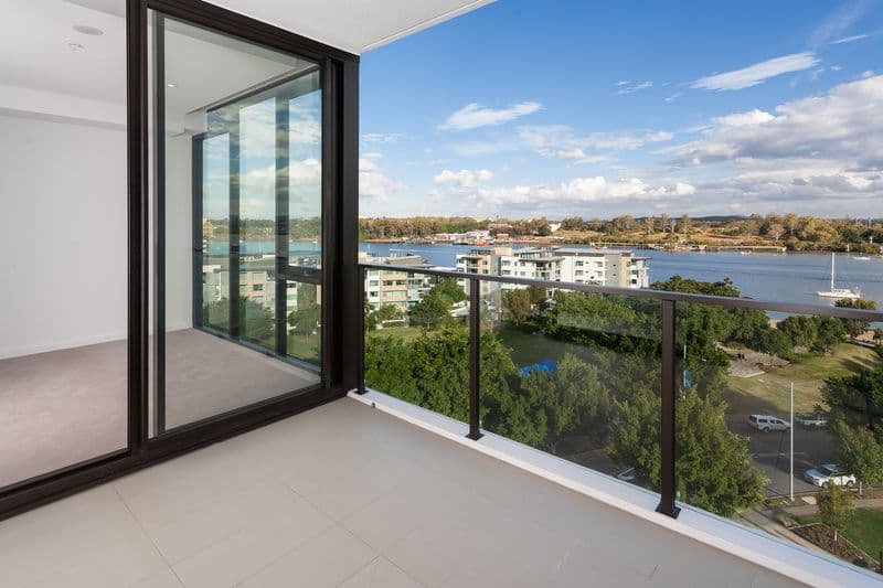 310 MacArthur Avenue, Hamilton QLD 4007, Hamilton - Thumbnail 2