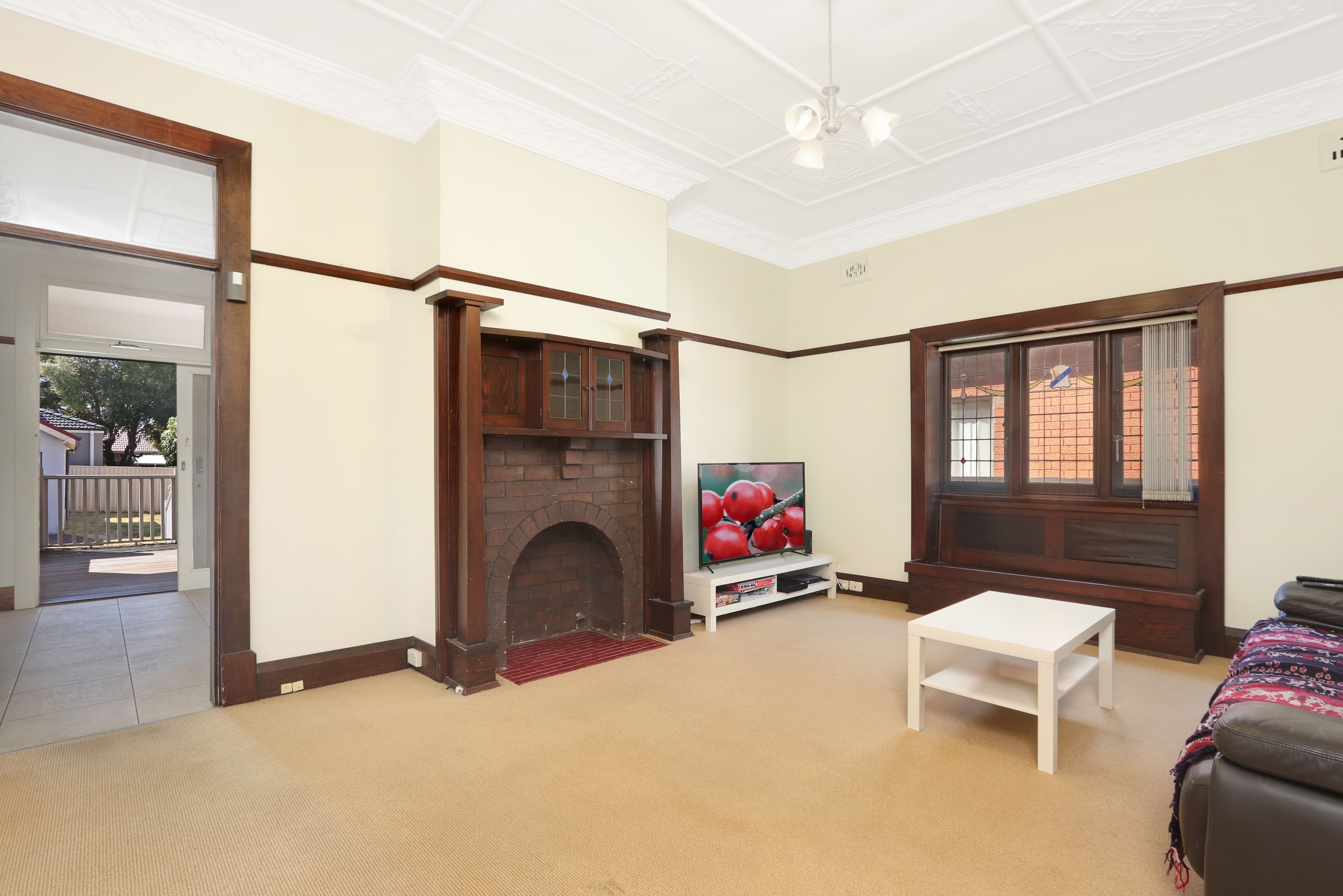 9 Edward Street, Carlton - Thumbnail 8
