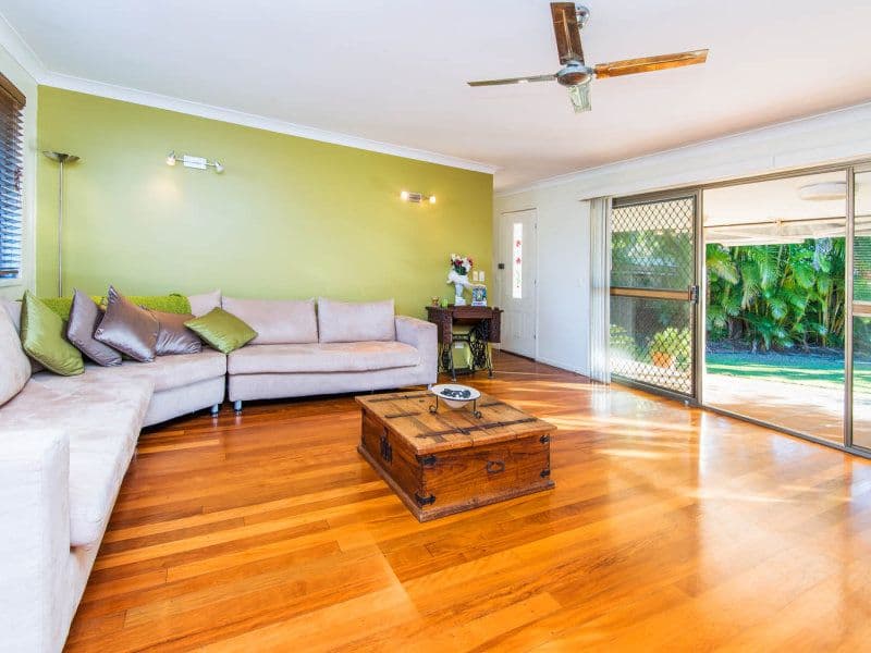 3 O'Grady Drive, Paradise Point QLD 4216, Paradise Point - Thumbnail 2