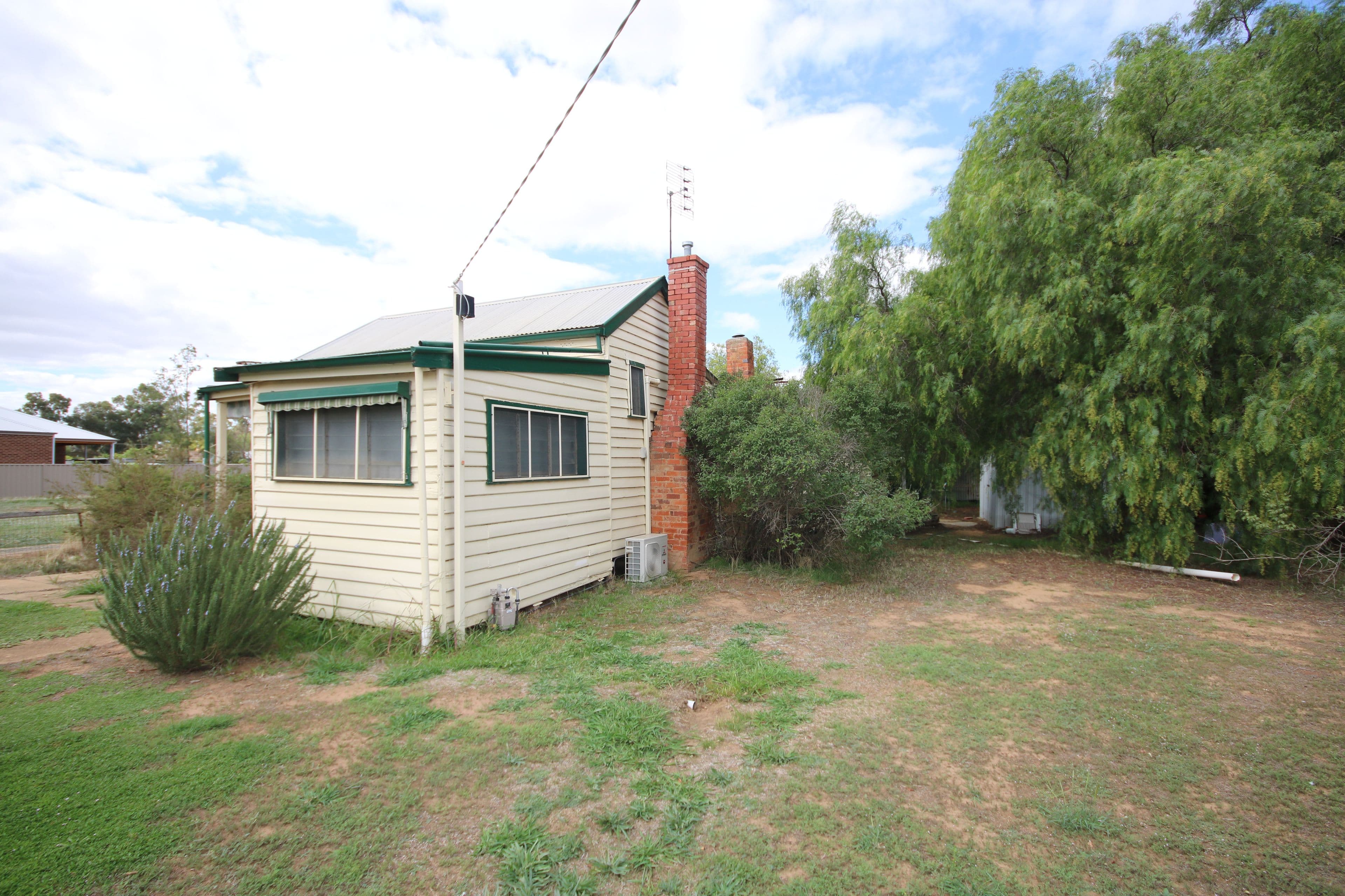 55 Baynes Street, Rochester VIC 3561, Rochester - Thumbnail 2