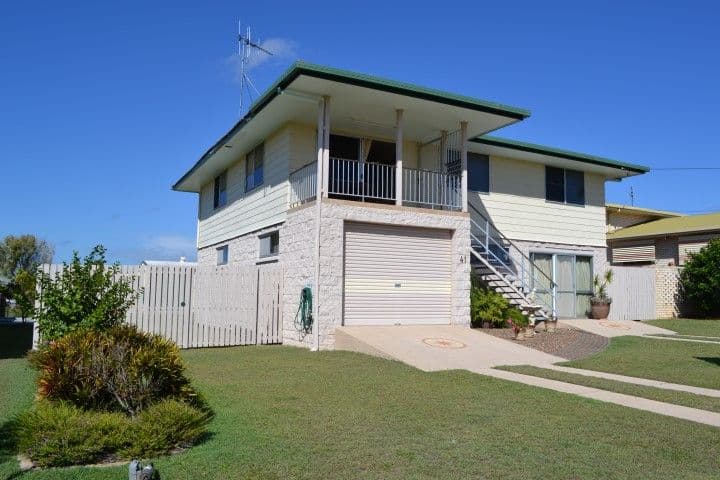 41 Riverview Drive, BURRUM HEADS QLD 4659, Burrum Heads - Image 1