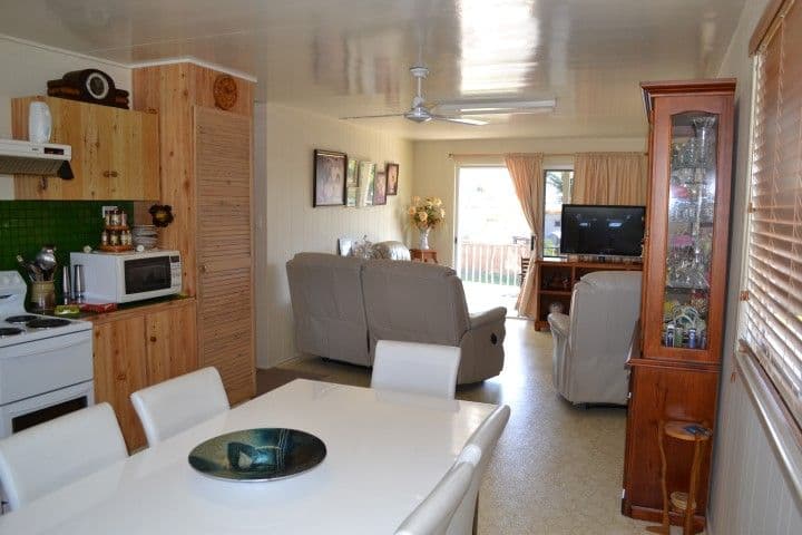 41 Riverview Drive, BURRUM HEADS QLD 4659, Burrum Heads - Thumbnail 3