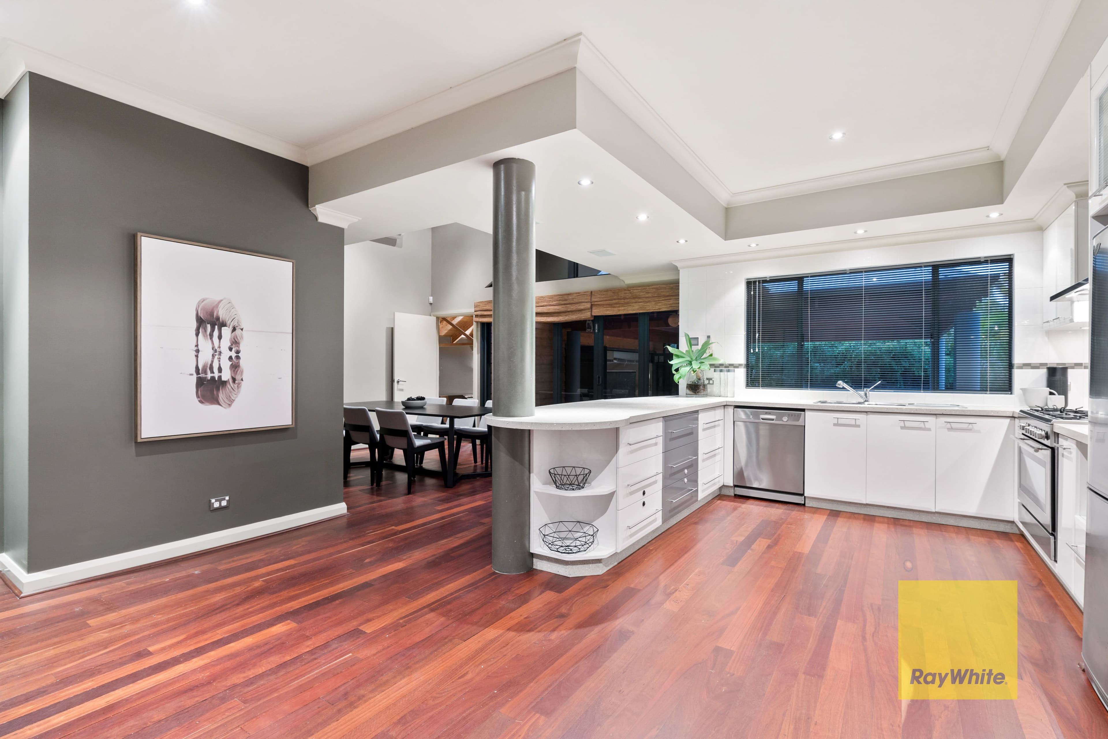 7 Martin Road, Sorrento WA 6020, Sorrento - Thumbnail 6