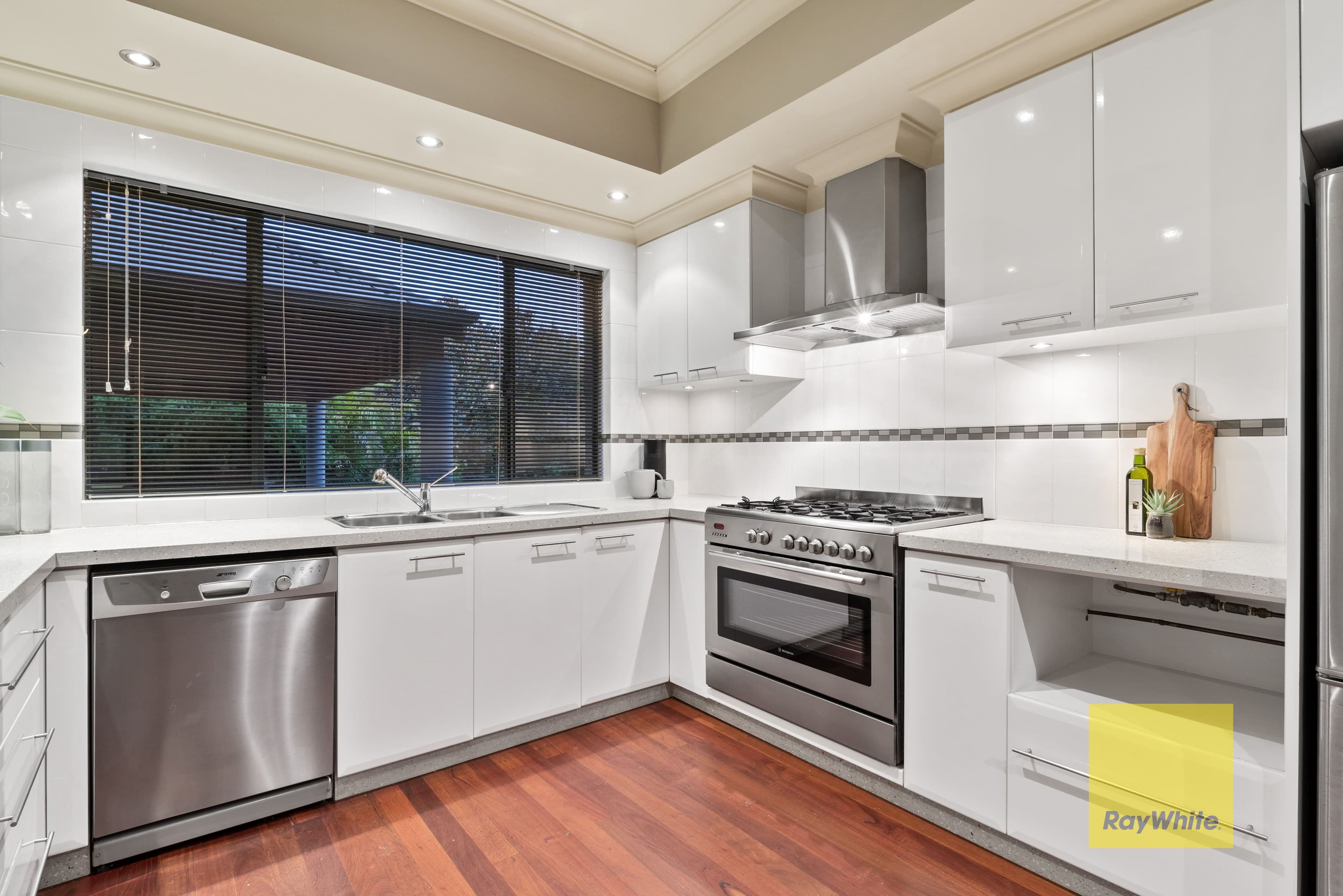 7 Martin Road, Sorrento WA 6020, Sorrento - Thumbnail 7