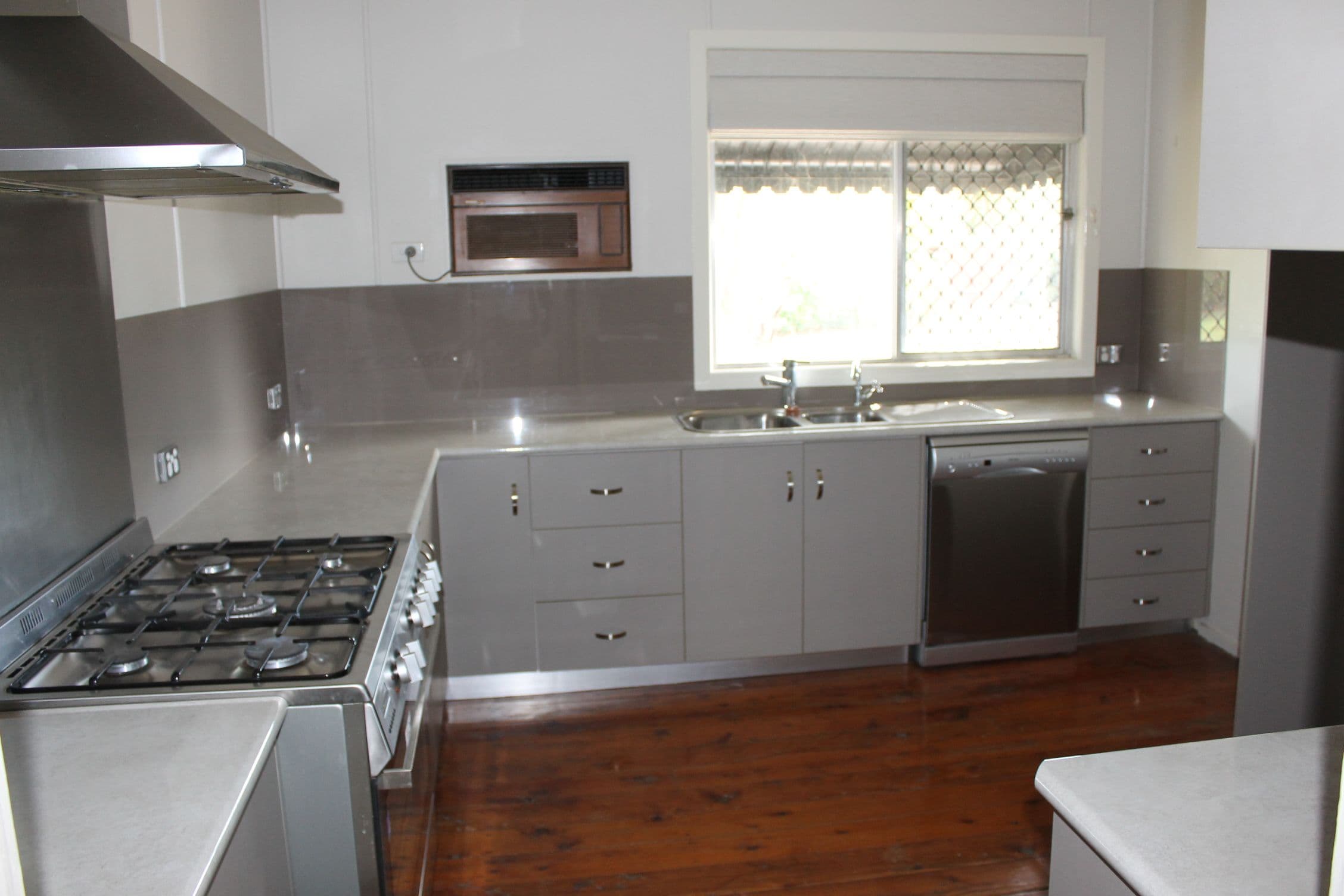 12 Myall Street, Dalby QLD 4405, Dalby - Thumbnail 3