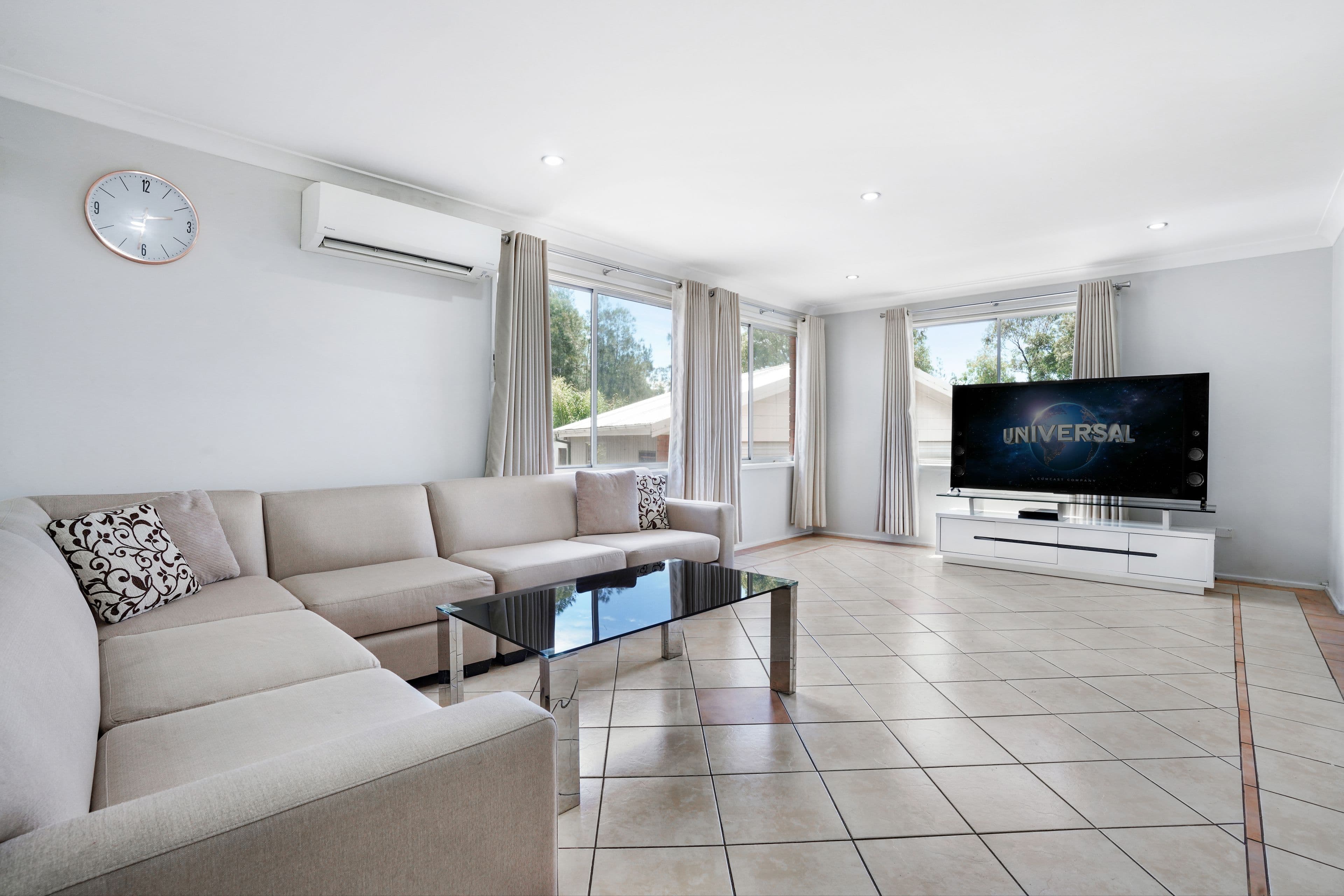10 Dee Why Place, Woodbine NSW 2560, Woodbine - Thumbnail 2