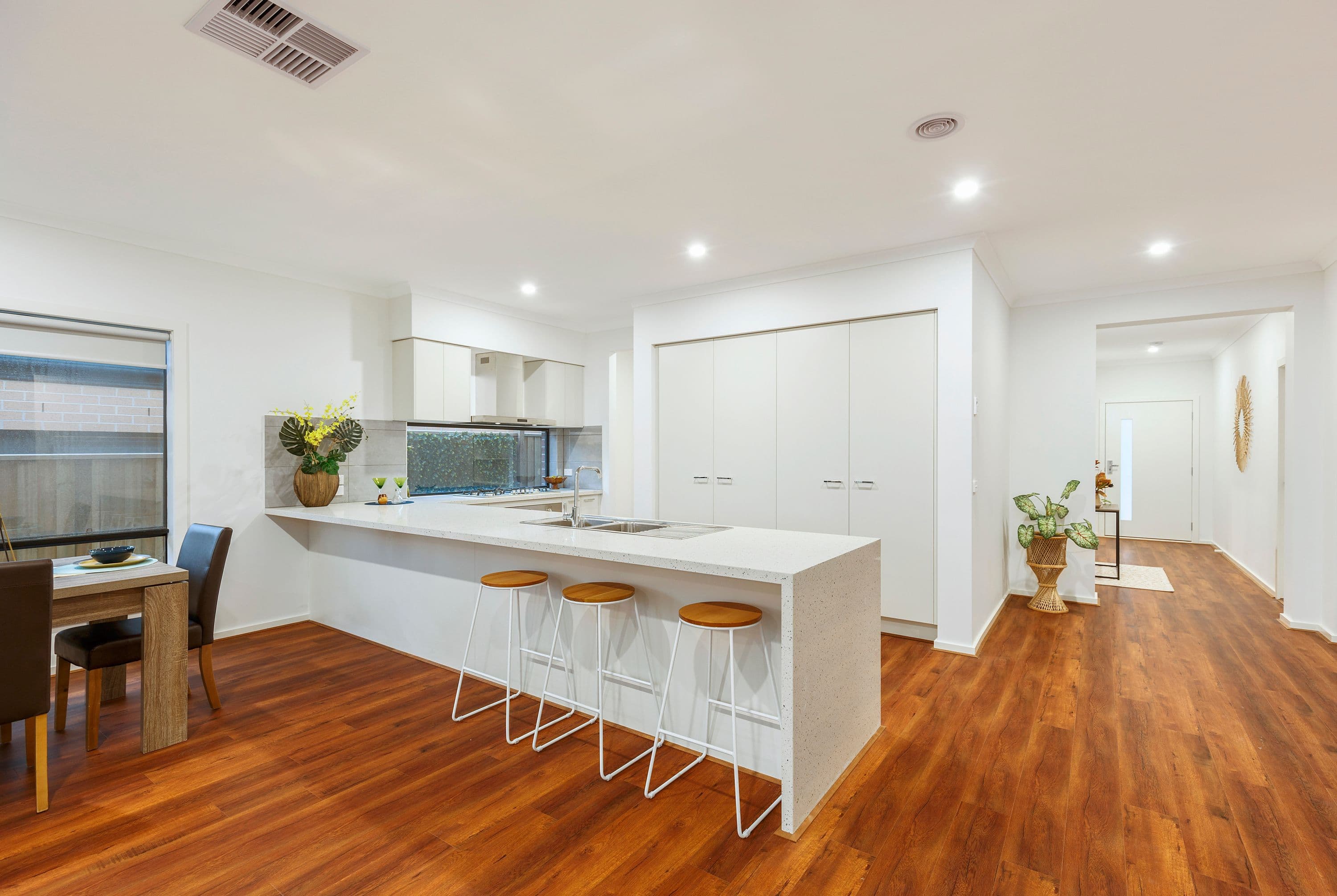 24 Lone Pine Drive, Mernda VIC 3754, Mernda - Thumbnail 2