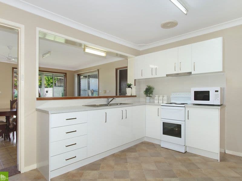 27 Cummins Street, Unanderra - Thumbnail 2
