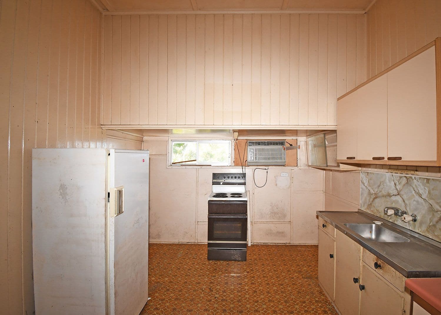 13 Unity Street, Maryborough QLD 4650, Maryborough - Thumbnail 7
