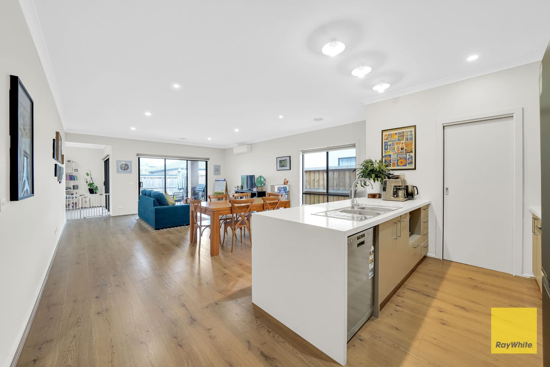 5 Monte Street, FRASER RISE VIC 3336, Fraser Rise - Thumbnail 5
