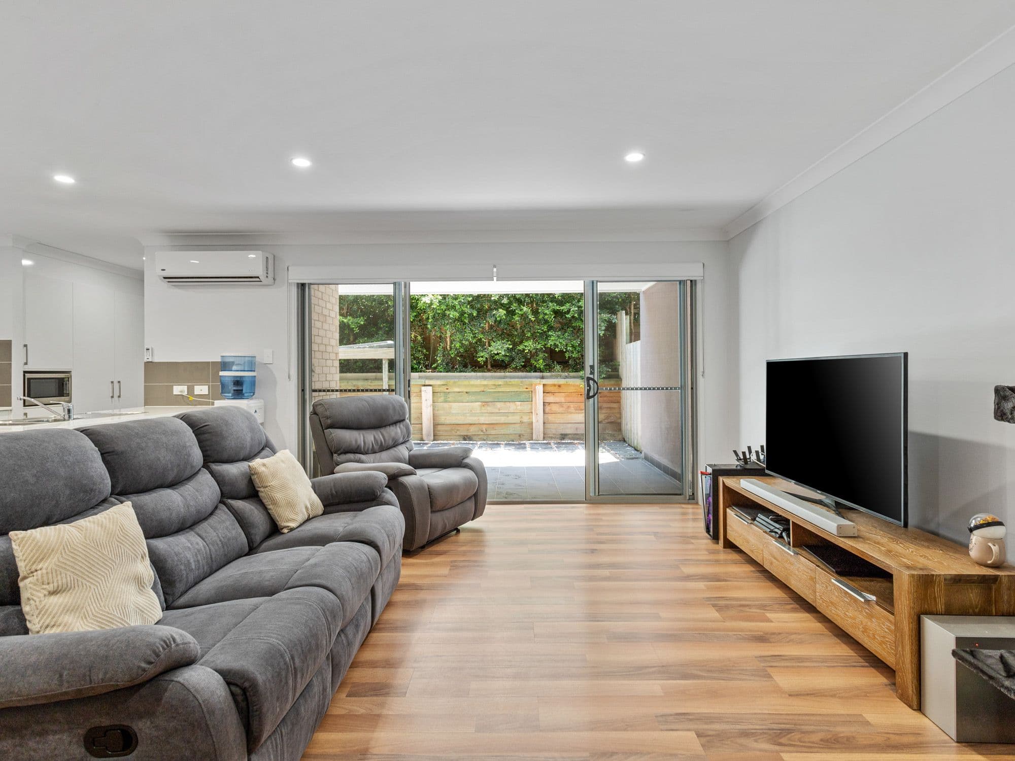 55 Anne Street, Southport QLD 4215, Southport - Thumbnail 3