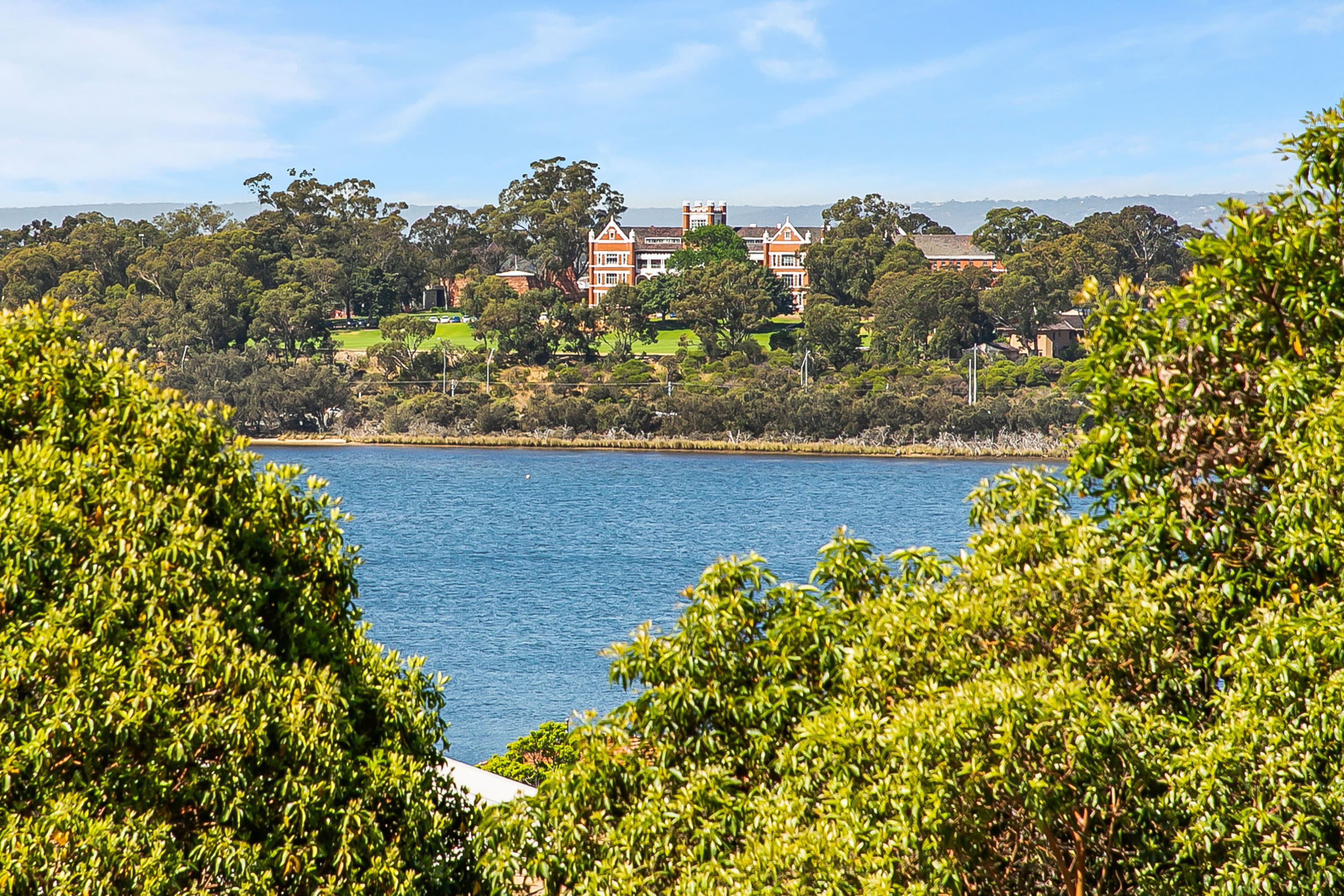 77 River View Terrace, Mount Pleasant WA 6153, Mount Pleasant - Thumbnail 3