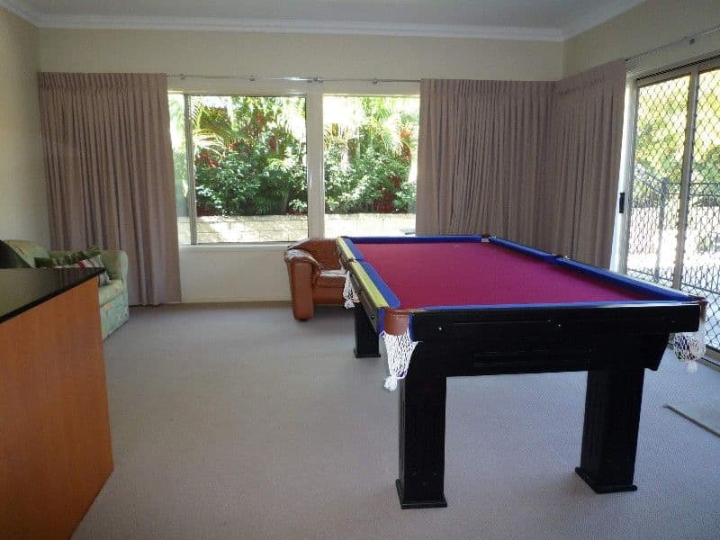 10 Blackfen Court, ARUNDEL QLD 4214, Arundel - Thumbnail 6