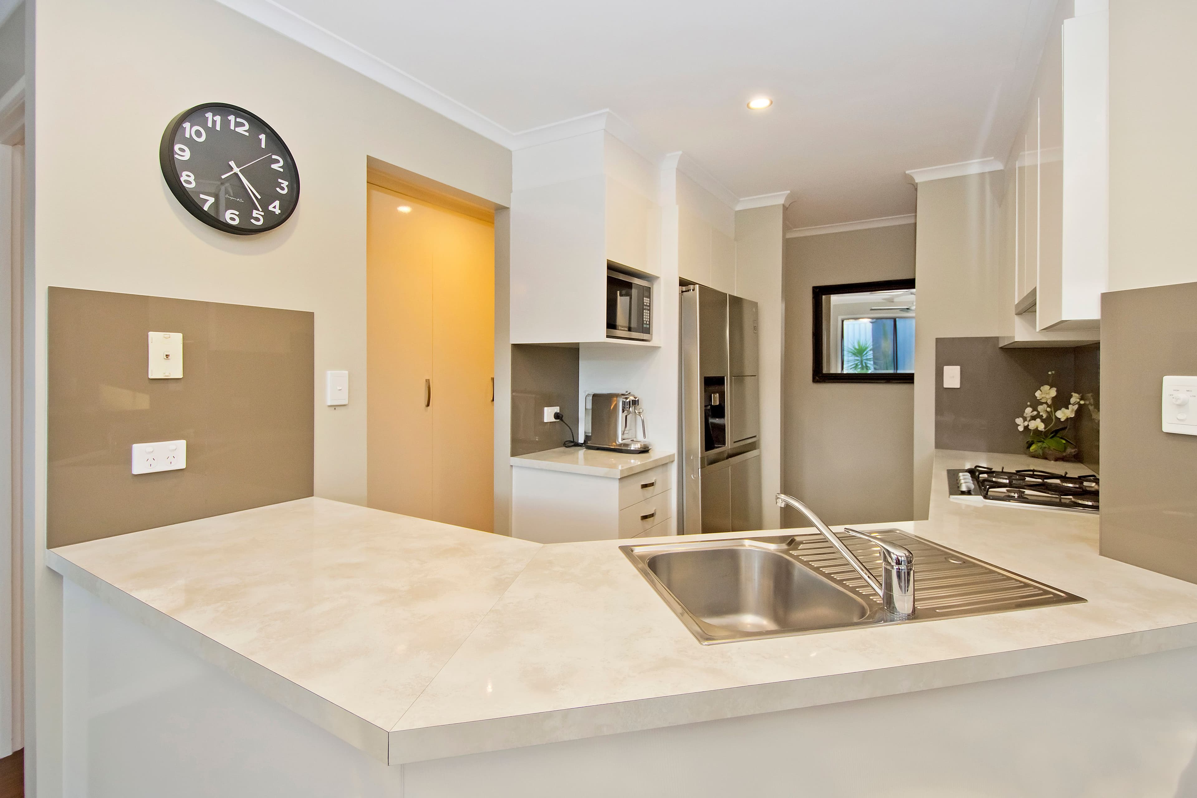11 Charles Street, Caboolture, Caboolture - Thumbnail 3