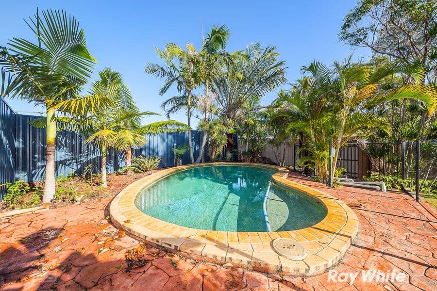 32 Cumming Street, Bongaree QLD 4507, Bongaree - Thumbnail 2