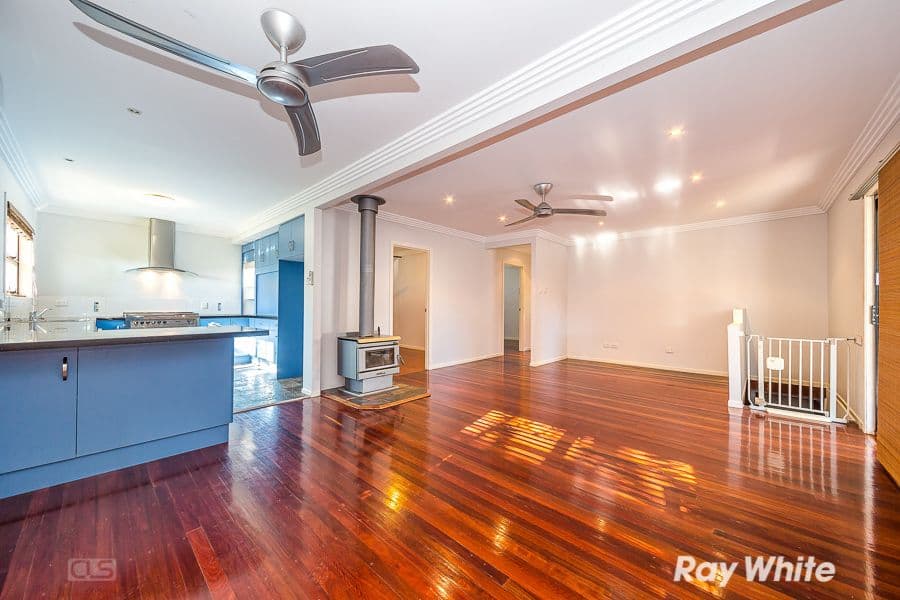 32 Cumming Street, Bongaree QLD 4507, Bongaree - Thumbnail 4