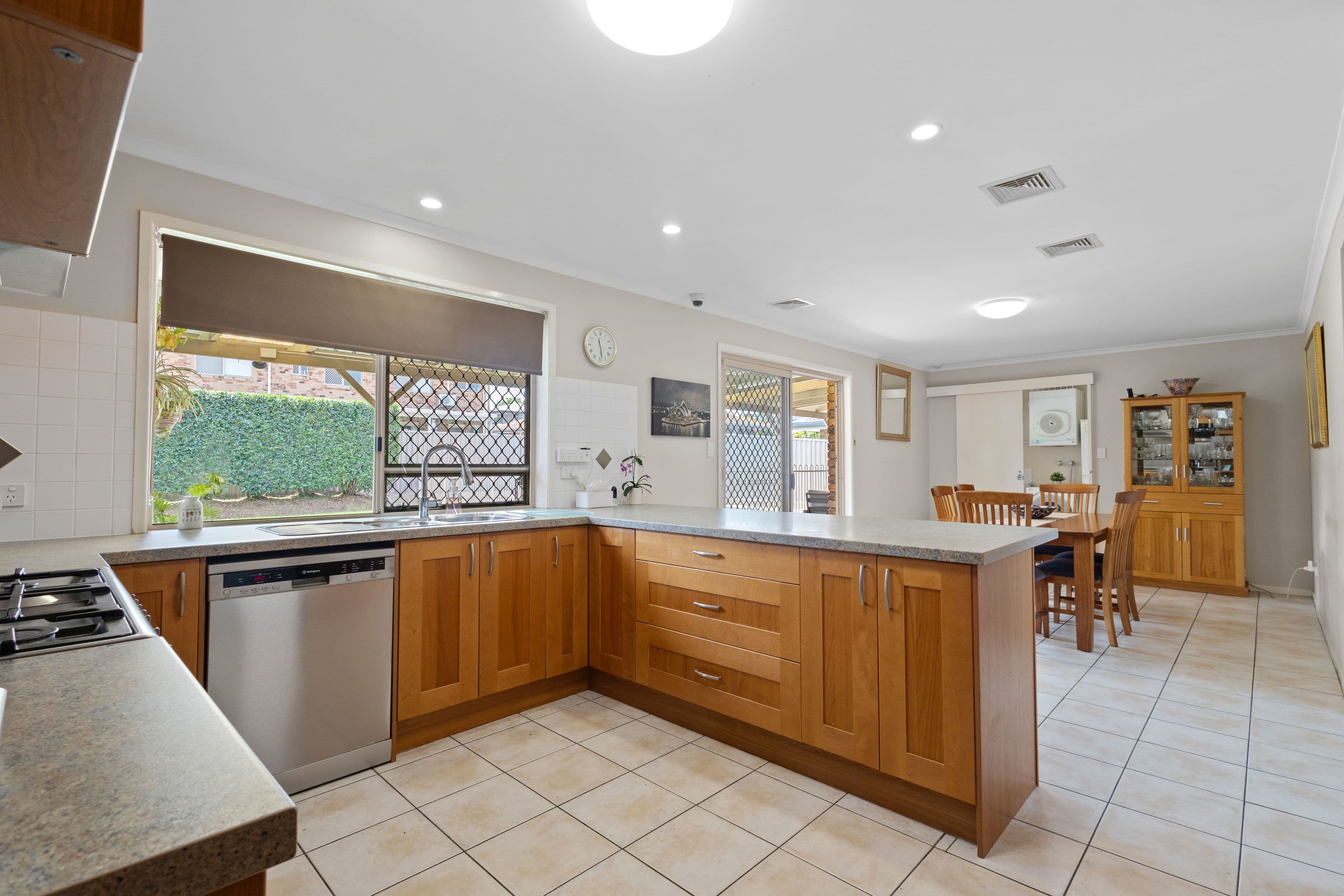 27 Somerton Street, Bracken Ridge QLD 4017, Bracken Ridge - Thumbnail 7