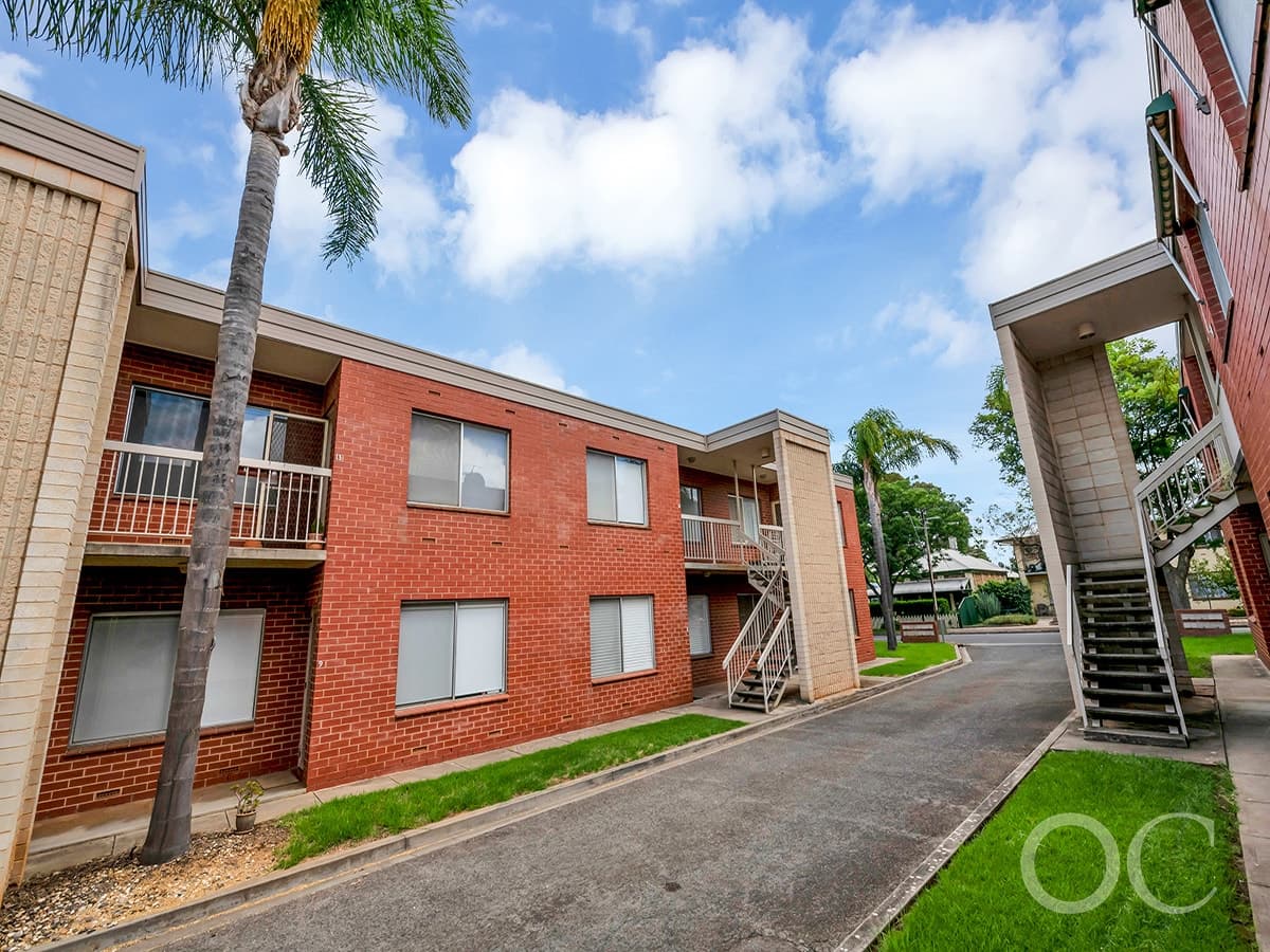 12/24 Carlisle Road, Westbourne Park - Image 1
