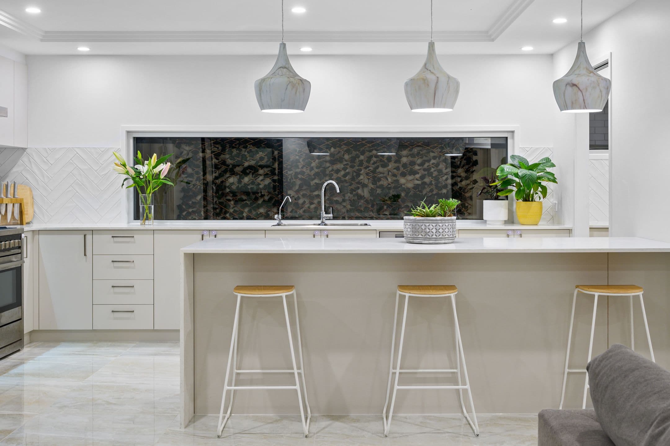 22 Medika Street, Runaway Bay QLD 4216, Runaway Bay - Thumbnail 3