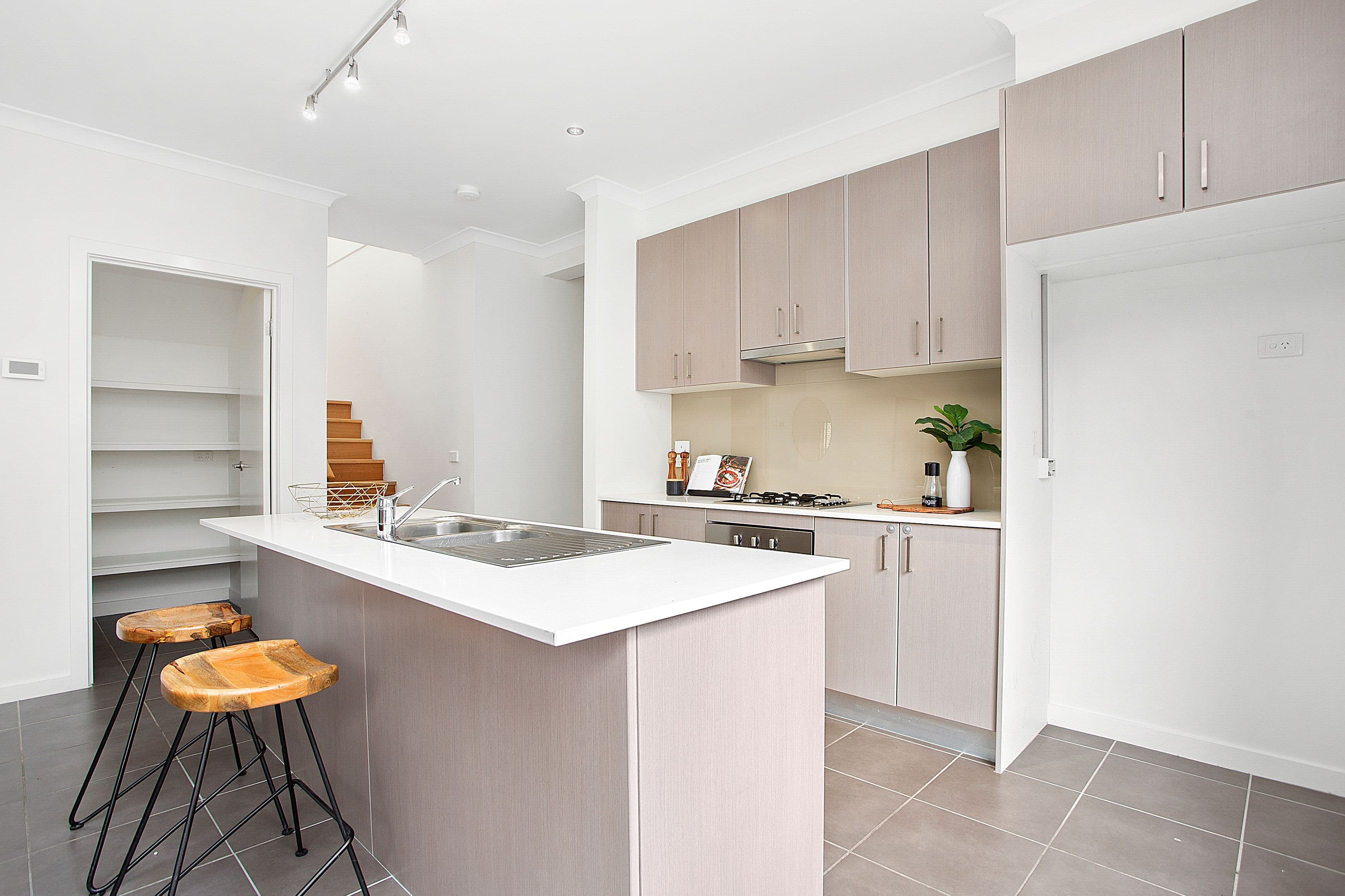 62 Craigmoor Crescent, Mernda VIC 3754, Mernda - Thumbnail 5