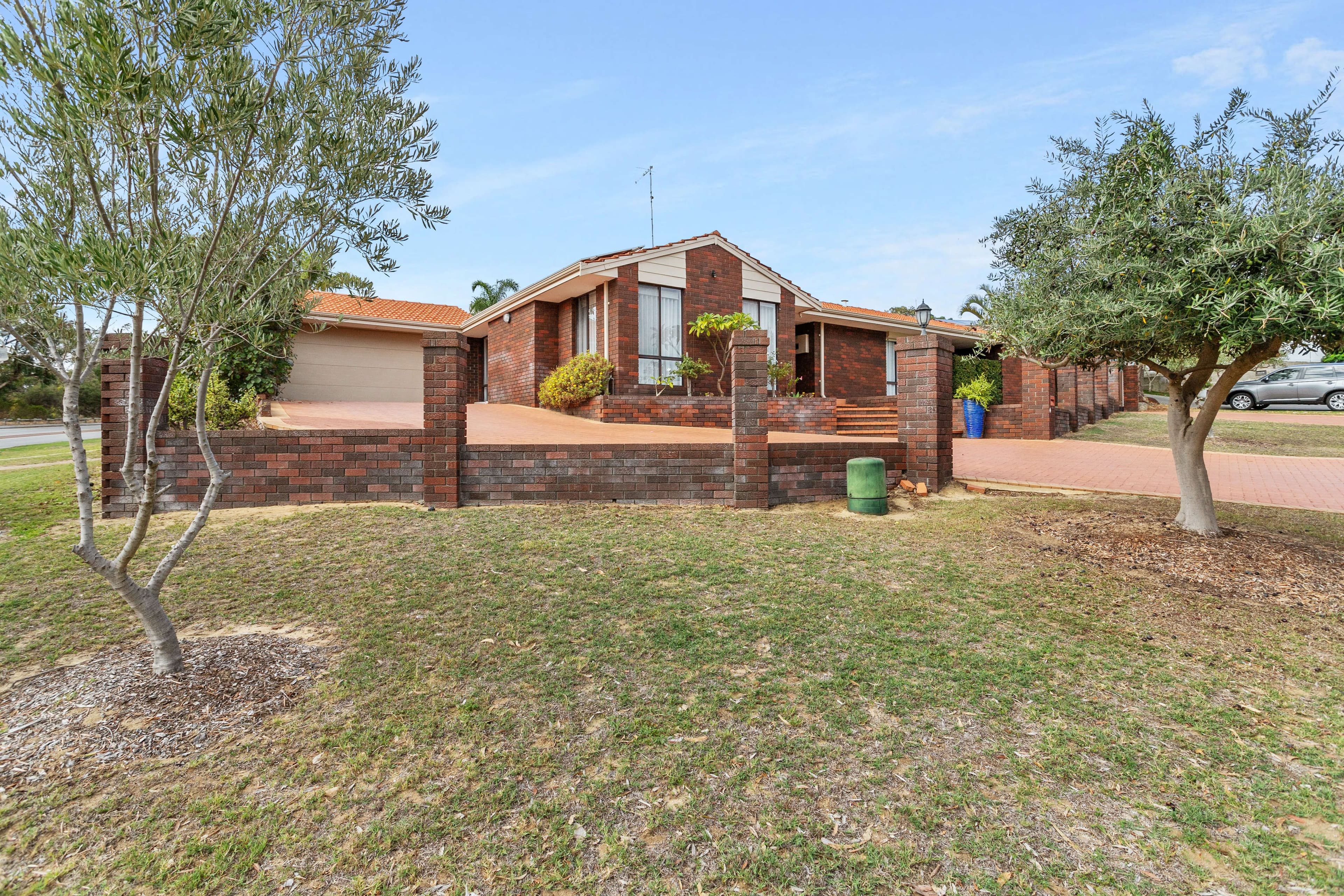 16 Bonsall Place, Carine WA 6020, Carine - Thumbnail 3