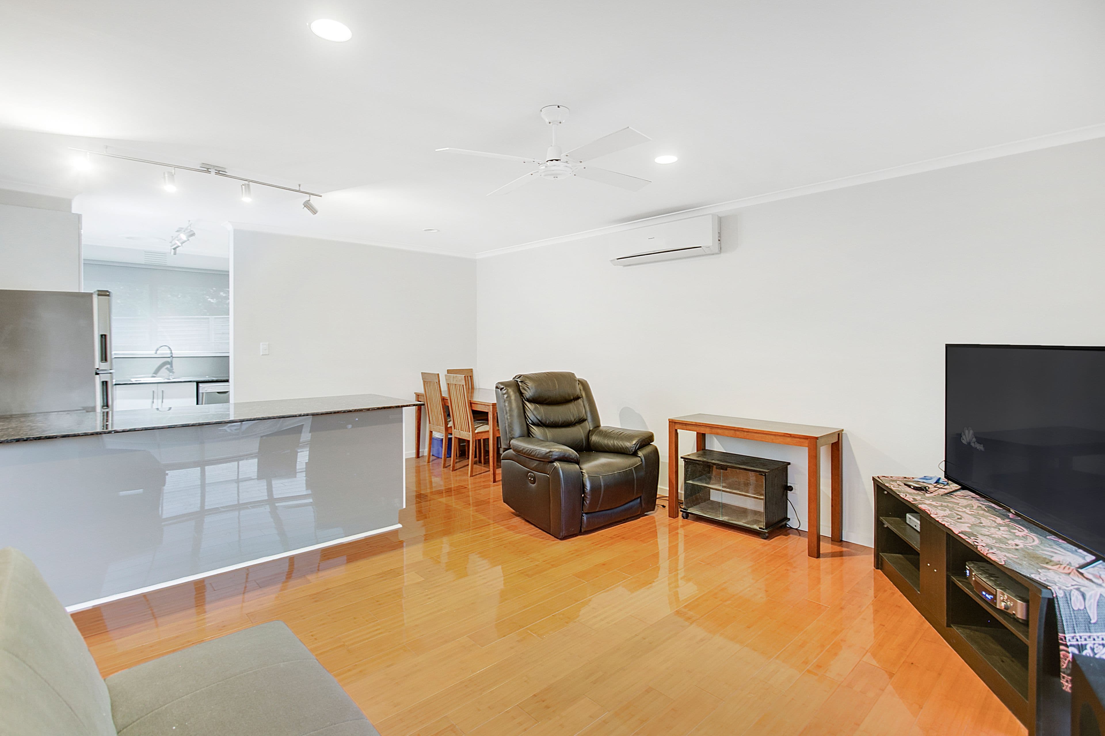 18 Hill Street, Frankston VIC 3199, Frankston - Thumbnail 3