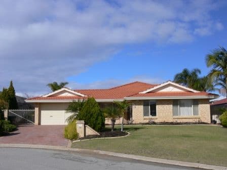 17 Ambergate Close, CANNING VALE WA 6155, Canning Vale - Image 1